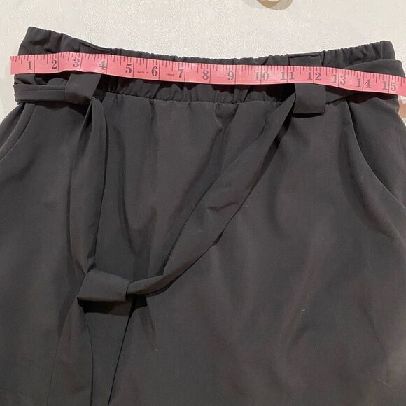 Athleta Black Belted Skort Size Medium Activewear Skirt with Shorts - Picture 4 of 5